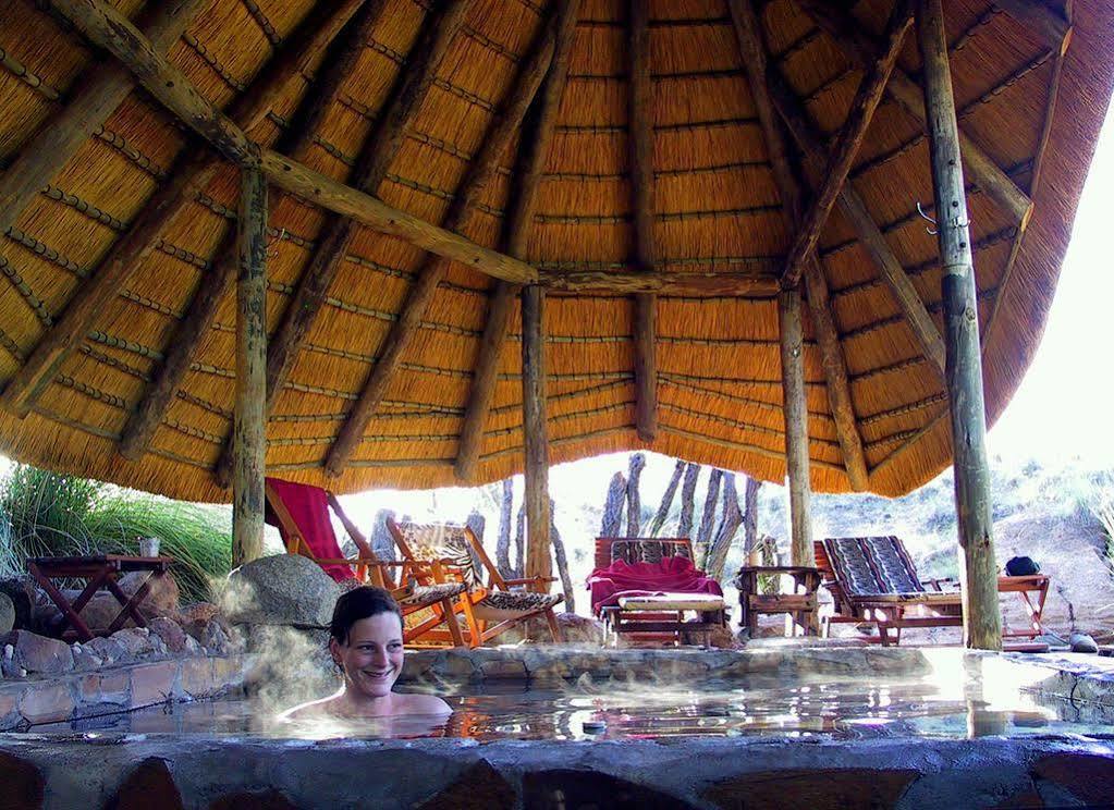 Huab Lodge Kamanjab Extérieur photo