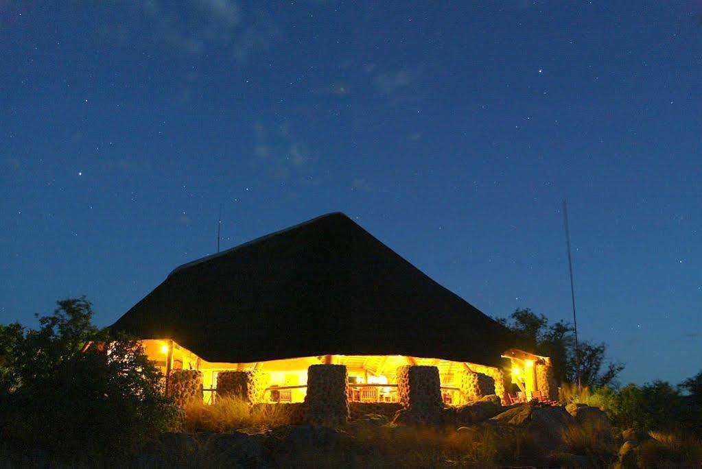 Huab Lodge Kamanjab Extérieur photo