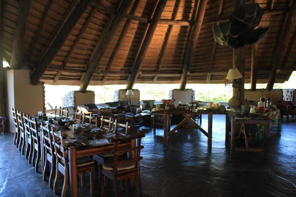 Huab Lodge Kamanjab Extérieur photo